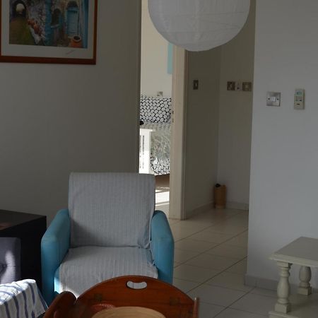 Mia'S Cove Apartment Paphos Bagian luar foto