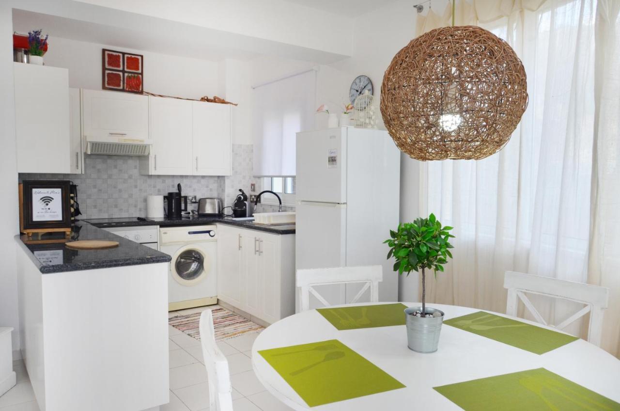 Mia'S Cove Apartment Paphos Bagian luar foto