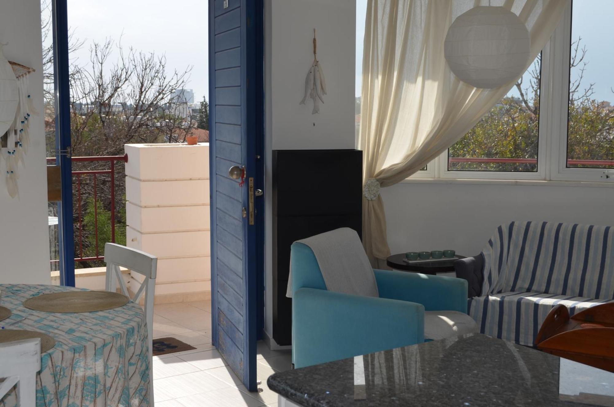 Mia'S Cove Apartment Paphos Bagian luar foto